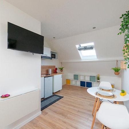 Malaka Home Anzin Экстерьер фото