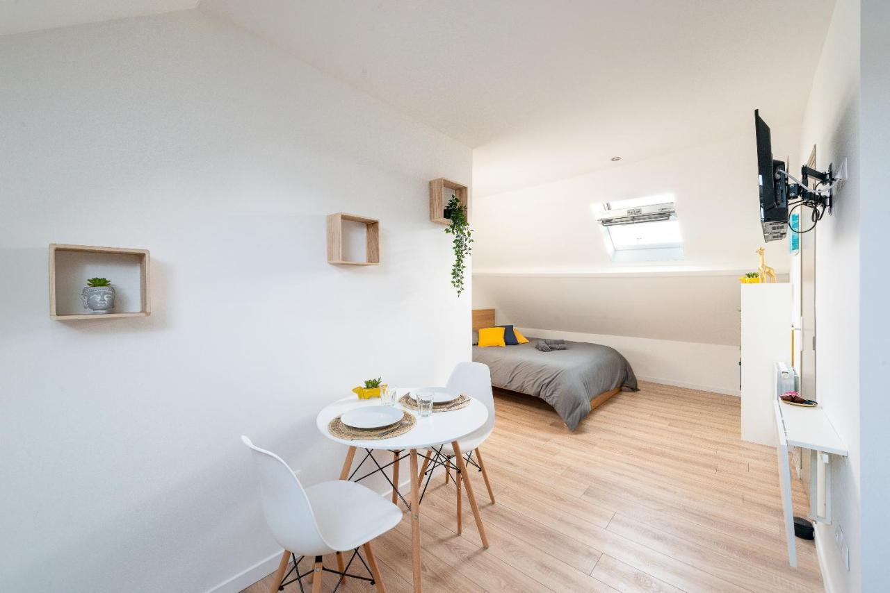 Malaka Home Anzin Экстерьер фото
