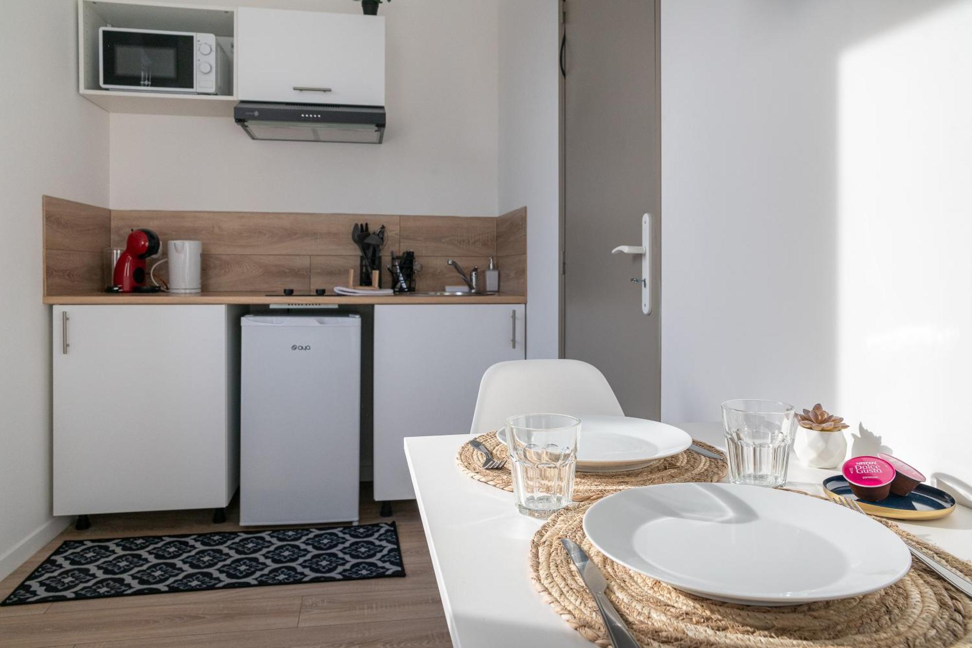 Malaka Home Anzin Экстерьер фото